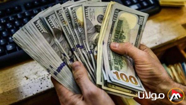 أسعار الدولار في 9 بنوك والسوق السوداء: ما هو سعر صرف 2000 جنيه في ماكينات الصراف الآلي خلال عطلات البنوك؟