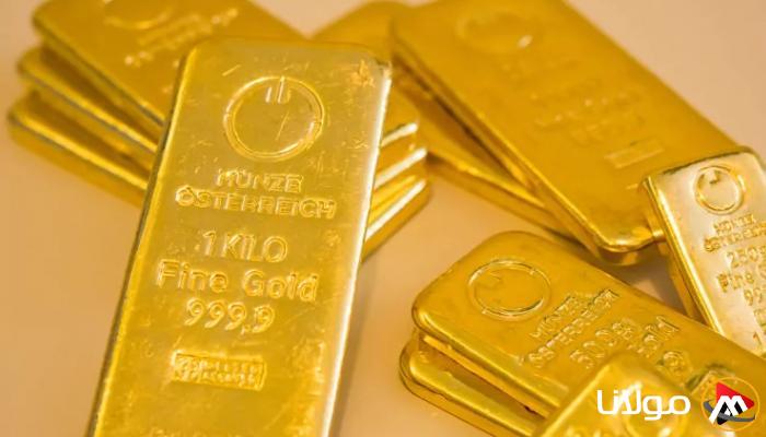 سعر الذهب اليوم ينخفض مع تراجع المخاوف حول السوق المالية