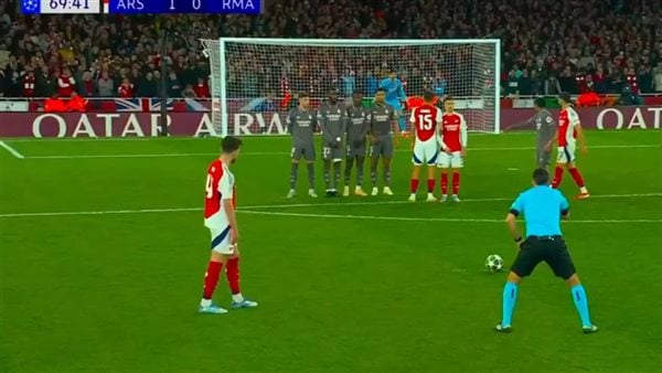 تردد قناة beIN Sports HD1.. متابعة الشوط الثاني من مباراة ريال مدريد وآرسنال الآن