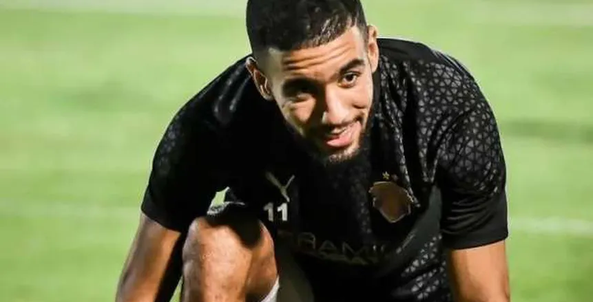 أحمد قندوسي يتلقى مكالمة من التوأم بعد إصابته في مباراة فاركو.. اكتشف التفاصيل
