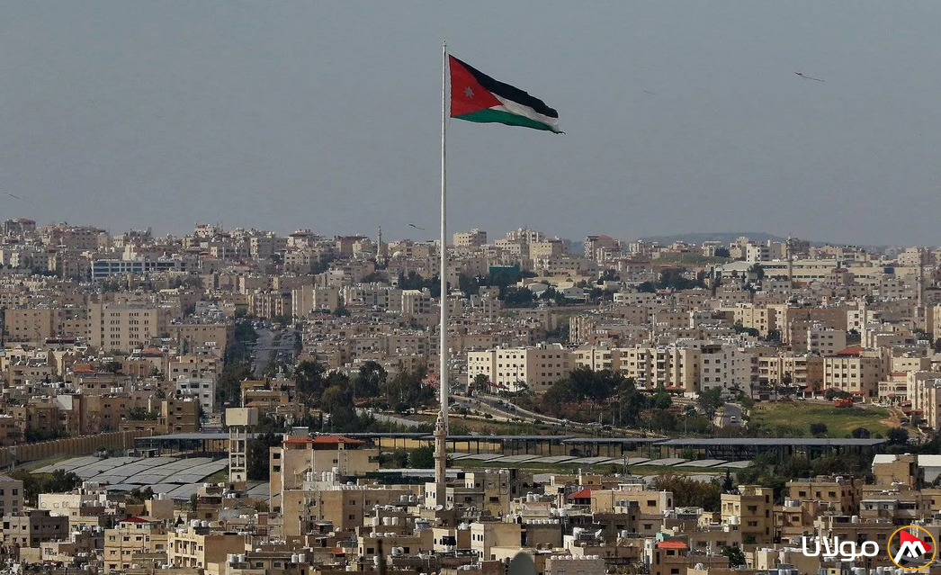 سقوط جسم طائر مجهول في جنوب الأردن دون تسجيل إصابات (فيديو)