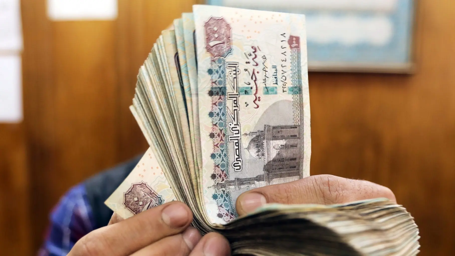 تفاصيل جديدة تكشف حقيقة تأجيل صرف الرواتب لشهر أبريل 2025