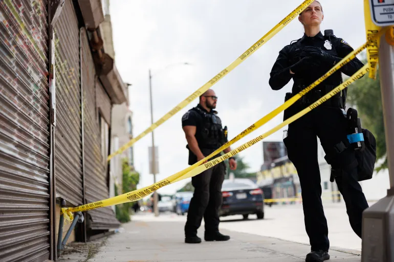 قتلى ومصابين جراء حادث إطلاق نار في ولاية فرجينيا