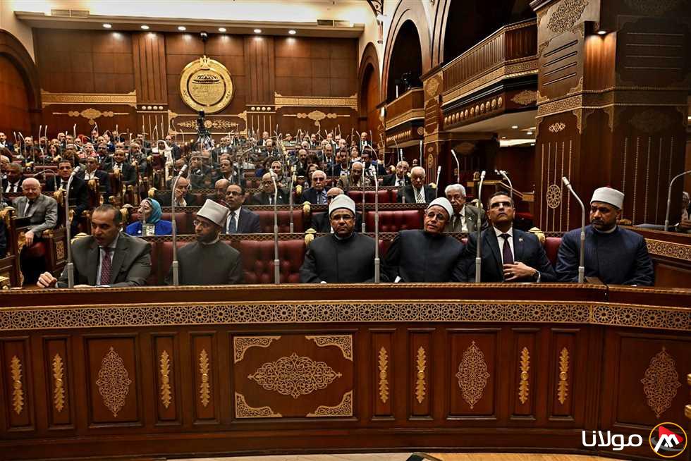 رئيس برلمانية التجمع يؤكد أهمية تجديد الخطاب الديني لجميع الأديان بما في ذلك المسلمين والمسيحيين واليهود وغير المتدينين
